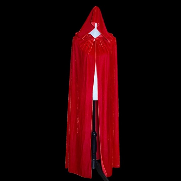 Red  Cape Adult and Kids - Picture 2 of 4